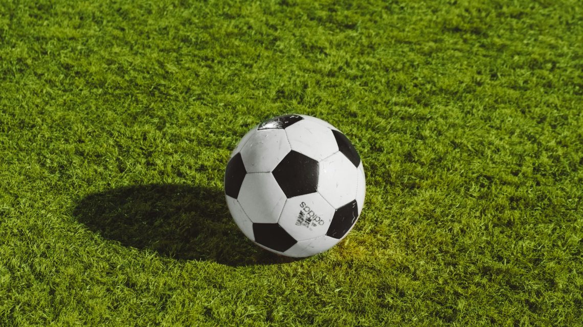 Vlahovic e Chiesa trascinano la Juventus: 3-0 netto sul Sassuolo