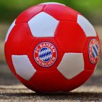 Bayern Monaco: Voci sul futuro di Kane e le complicate trattative per Upamecano