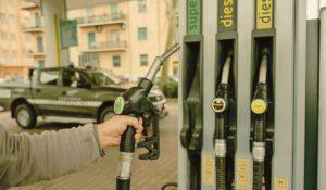 Taglio accise carburanti