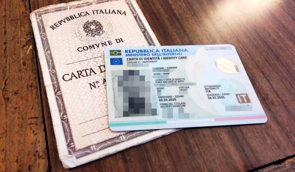 Carta d'identità cartacea italiana
