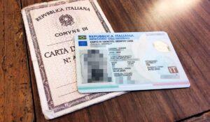Carta d'identità cartacea italiana