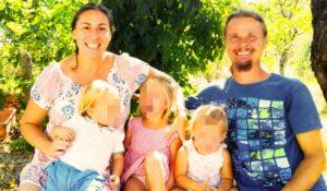 Famiglia nel bosco