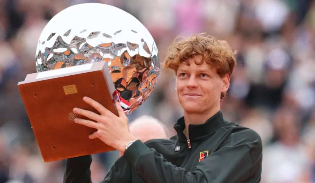 Cobolli esultanza dopo match Roland Garros Classifica ATP