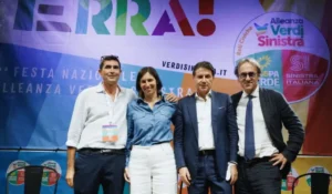 Elettori ai seggi ballottaggi elezioni comunali 2026 Italia