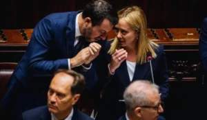 Matteo Salvini durante un intervento sul progetto del Ponte sullo Stretto di Messina