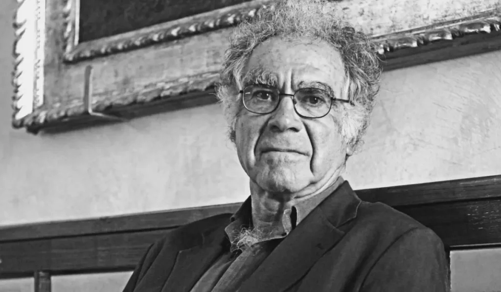 Camillo Ruini presidente CEI durante una cerimonia