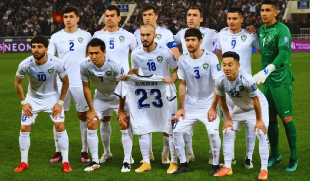 Giocatori della nazionale Uzbekistan durante un match di qualificazione