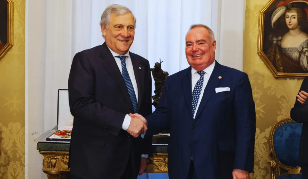 Antonio Tajani propone strategia per le elezioni comunali di Milano con profilo tecnico
