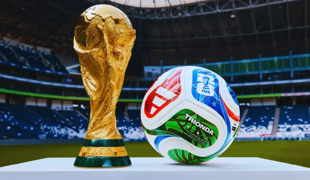 Cristiano Ronaldo in campo con le Nike gold scorpion al Mondiale 2026