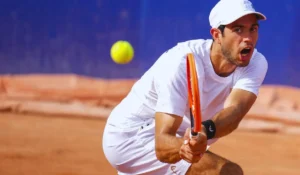 Nuno Borges risposta potente sul prato di Wimbledon