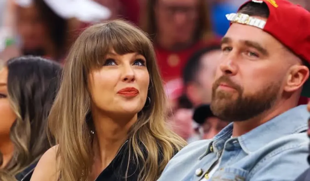 Taylor Swift arriva al rehearsal dinner a New York con Travis Kelce