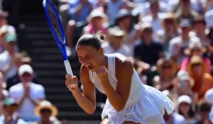 Prestazione dominante di Jannik Sinner contro Novak Djokovic