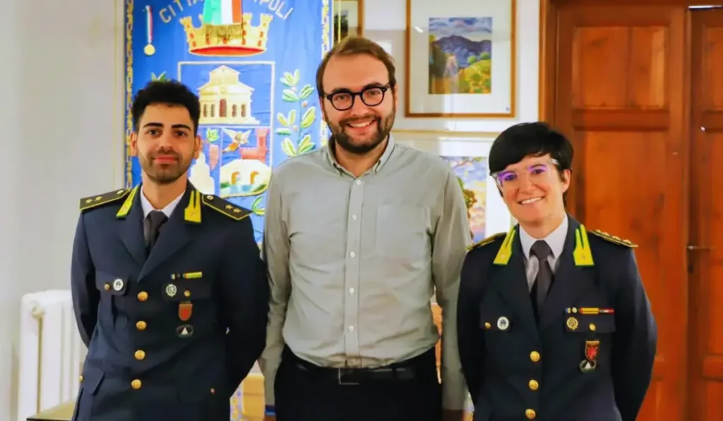 Guardia di Finanza durante cerimonia cambio comando