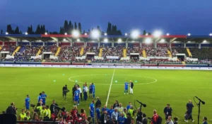 Cantanti e politici in campo per la Partita del Cuore 2026
