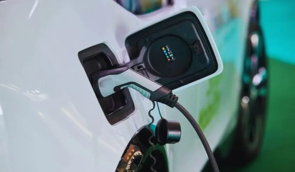 Bonus colonnine elettriche 2026 per auto elettrica privata