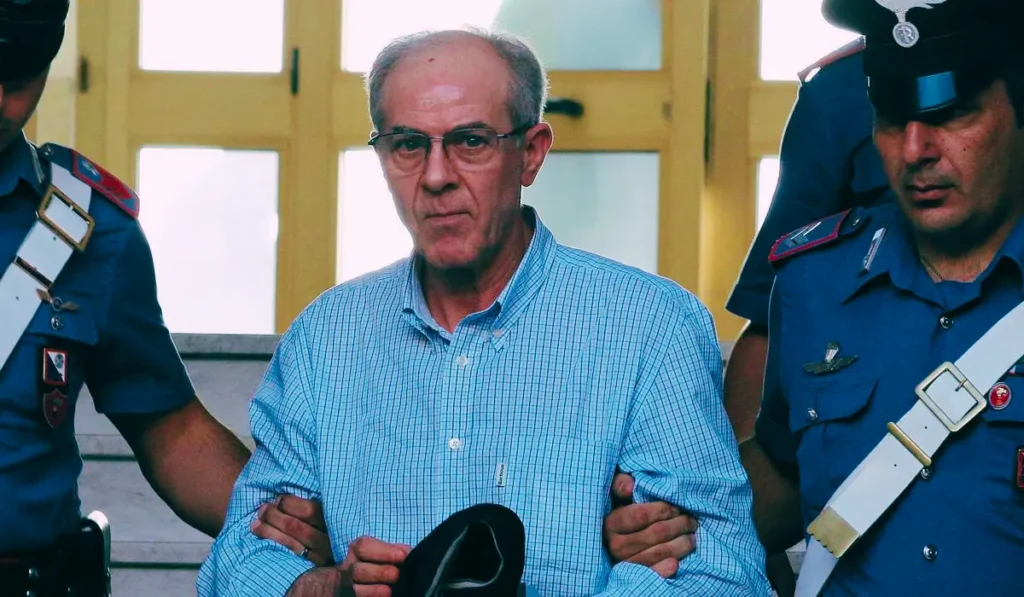 Domenico Condello e l'inchiesta sul tentativo di furto al Tribunale di Milano per restituire fondi confiscati al clan 'Ndrangheta di Reggio Calabria