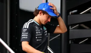 Andrea Kimi Antonelli durante un weekend di Formula 1 con la Mercedes