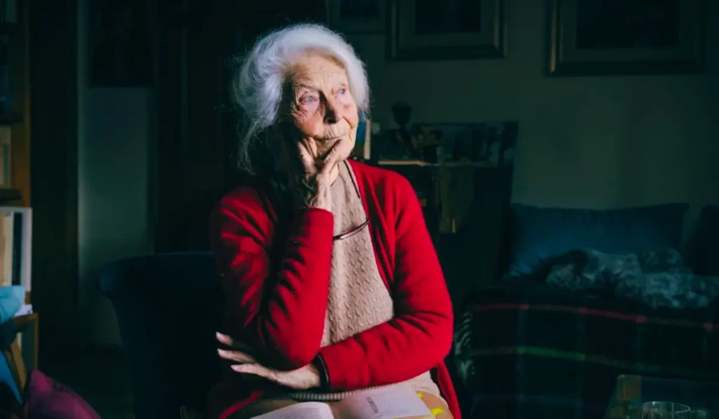 Mary de Rachewiltz, poetessa e figlia di Ezra Pound, nel castello di Brunnenburg